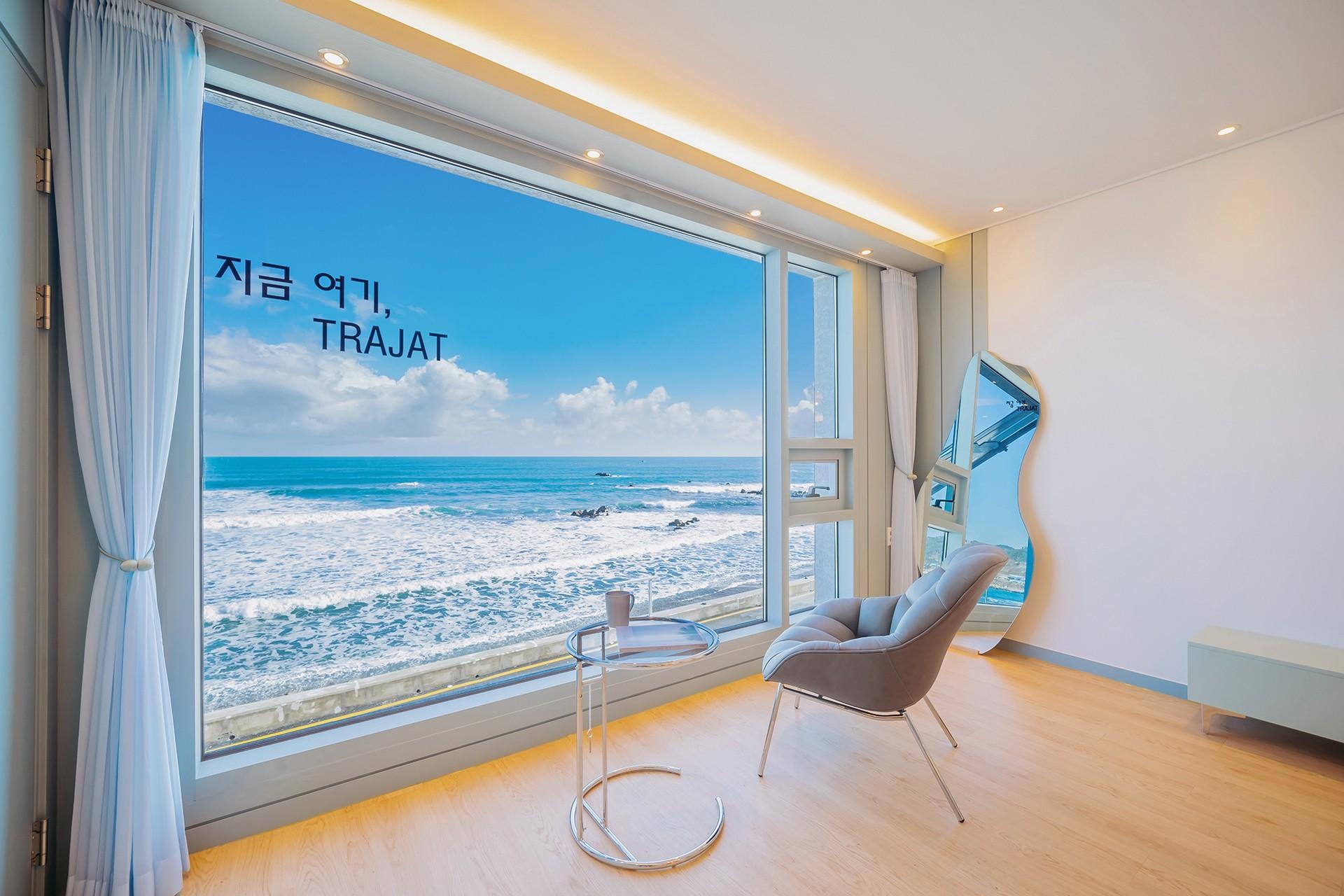 Property Image 1 - Gyeongju Trajat Poolvilla - Trajat (mint 2nd floor)