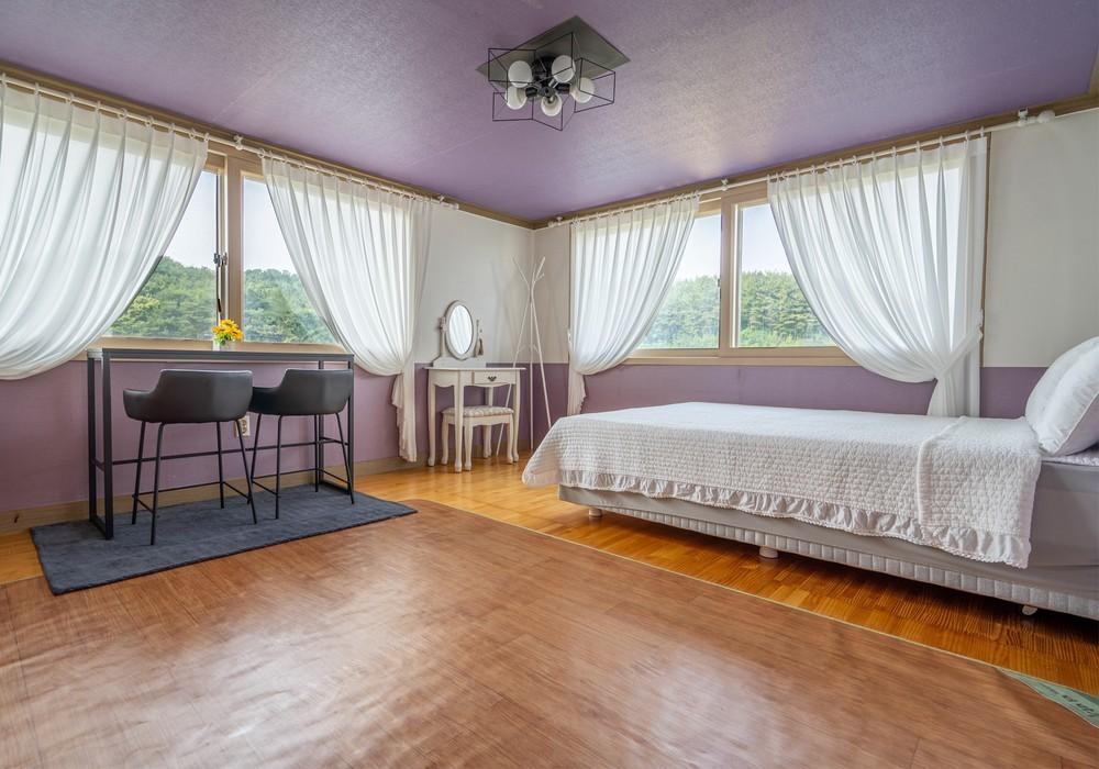 Property Image 2 - Incheon Cheongho 1bag 2il  Pension - SunSet Room