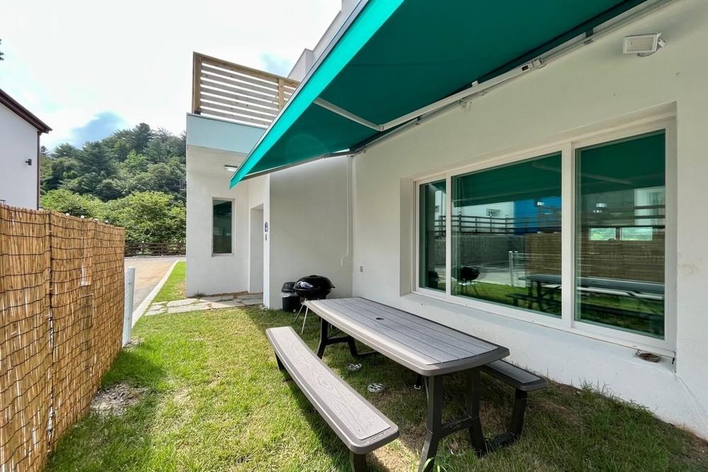 Property Image 1 - Gapyeong Valley 247 Pool Pension - Private Building 111 (Forest View/Pool Villa)