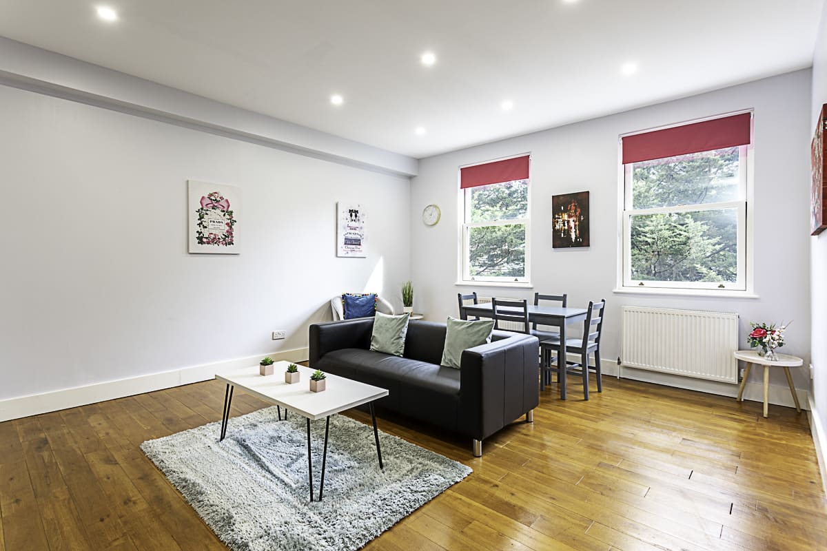 Modern Clapham Apartment Home Rental in London