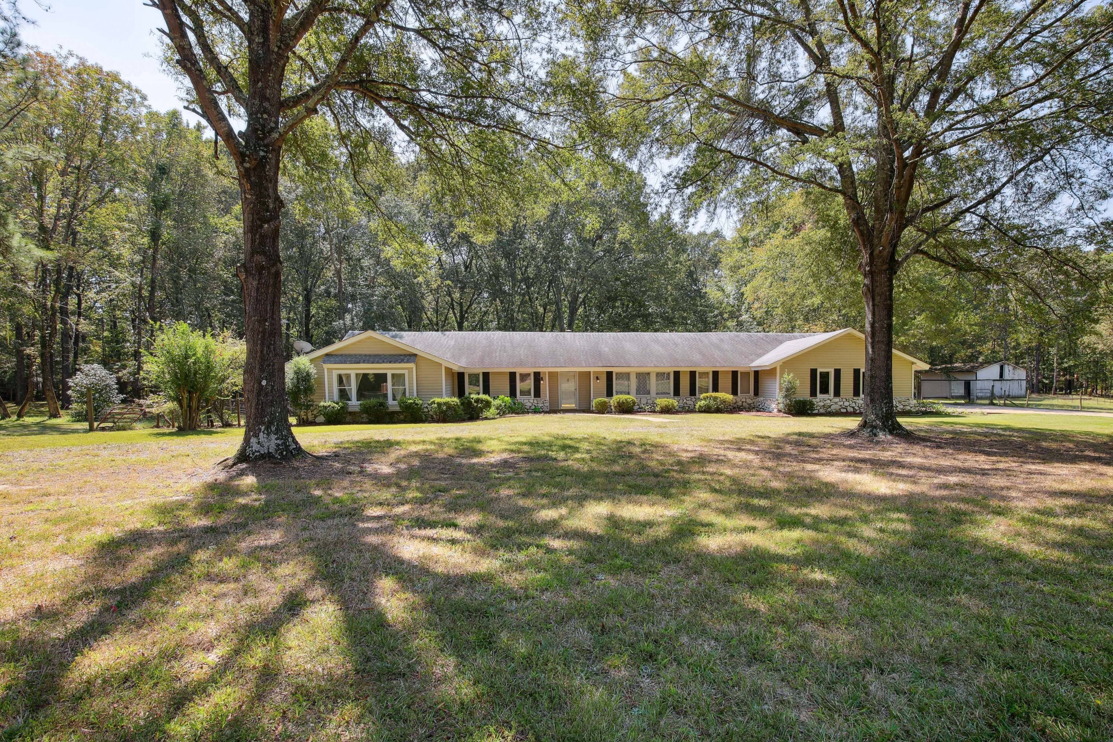 Property Image 1 - Nature’s Care: Home w/ Pond, 16 Mi to Memphis!