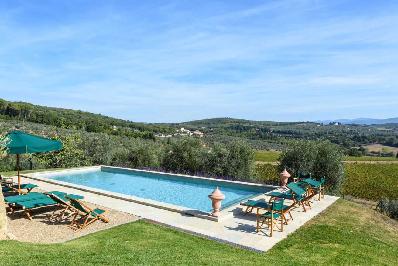 Property Image 2 - Luxury fully serviced villa in the Florentine countryside
