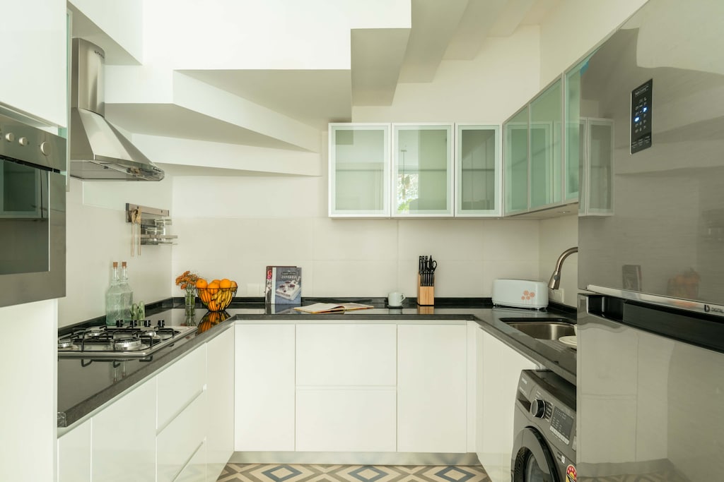 Fully equipped kitchen