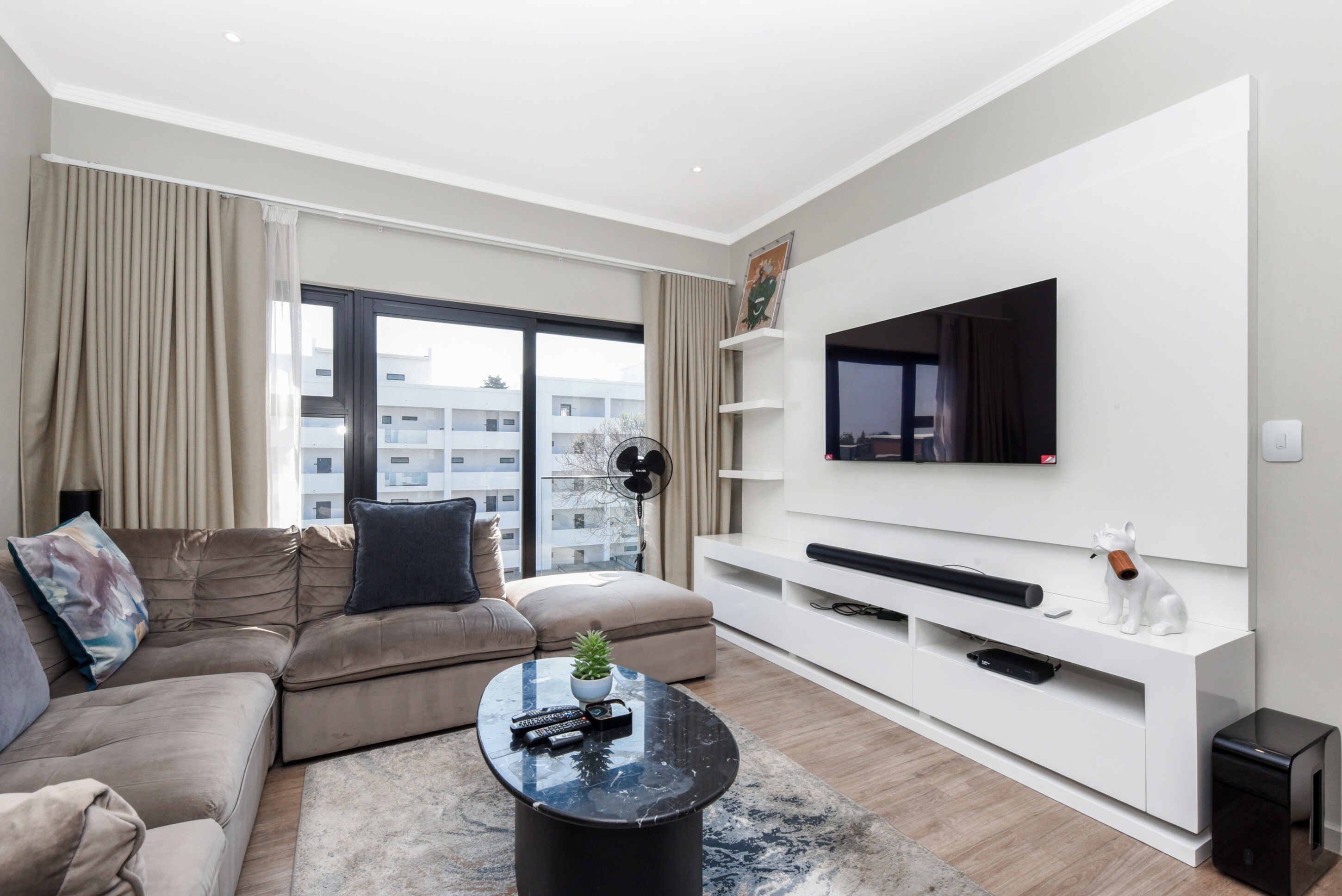 Property Image 1 - Penthouse | Brand New | 2 Bed | Rosebank