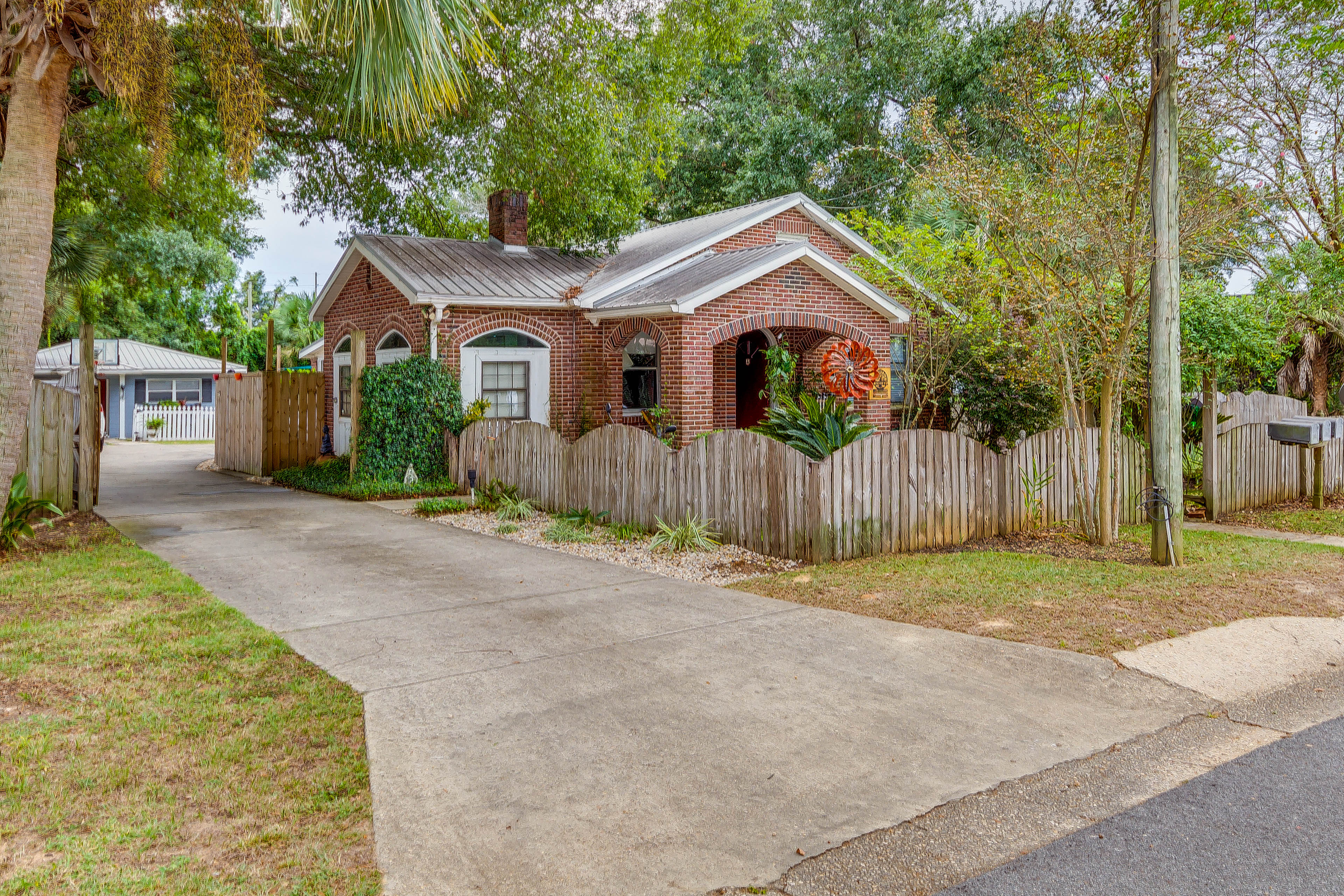 'The Dragonfly House' - Walk to Downtown Pensacola