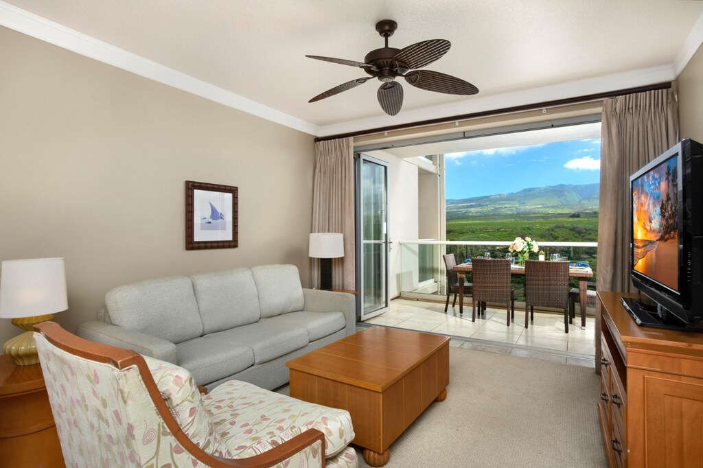 Where comfort meets style ? and paradise is just outside