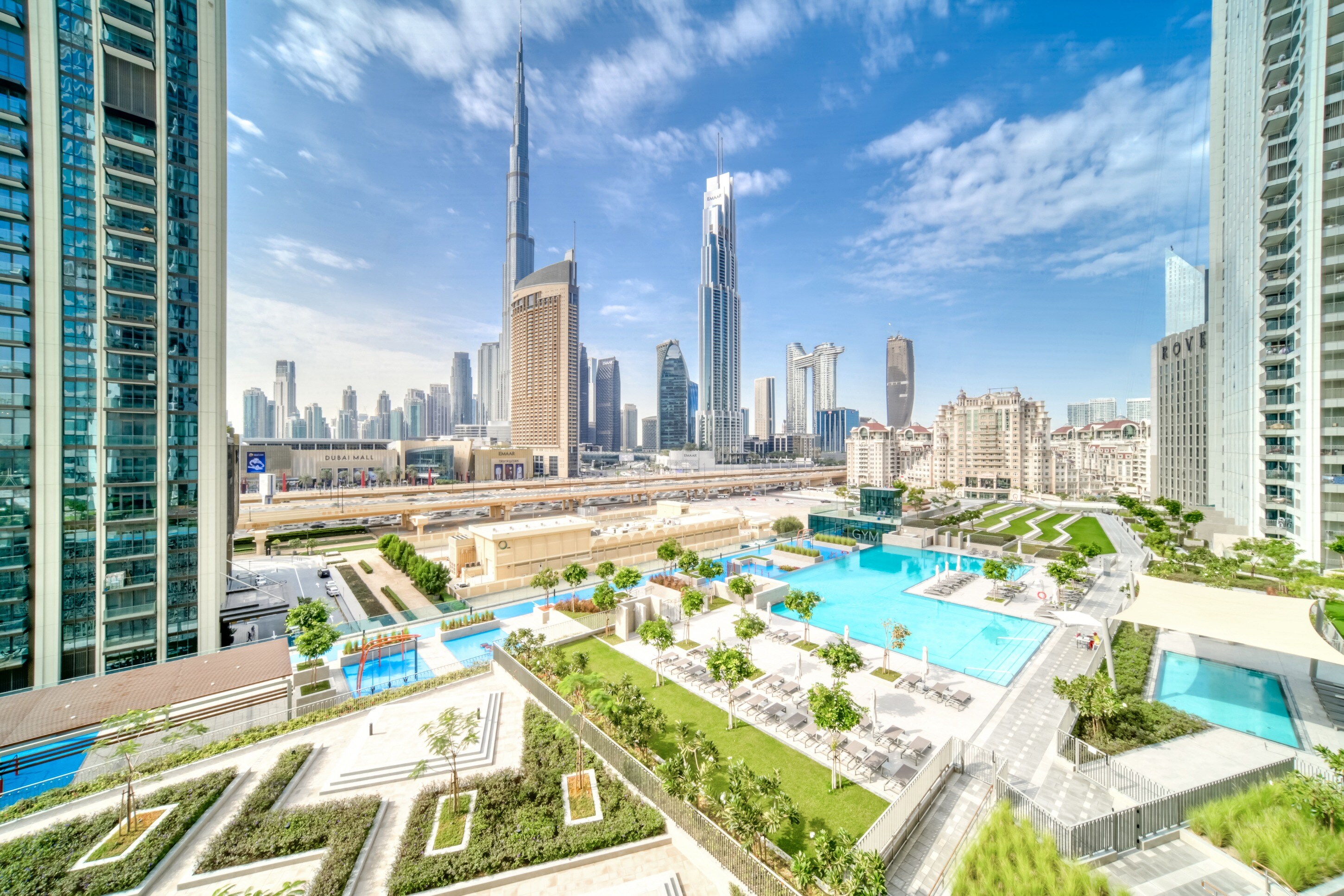 Property Image 2 - Exquisite 2BR Apartment with Burj Khalifa View