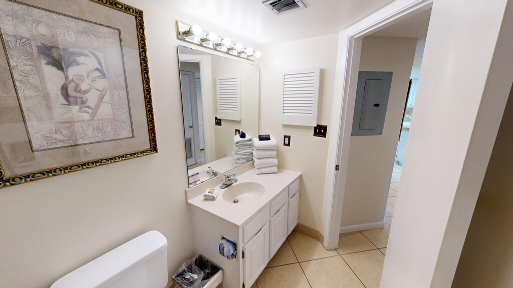 Guest Bathroom