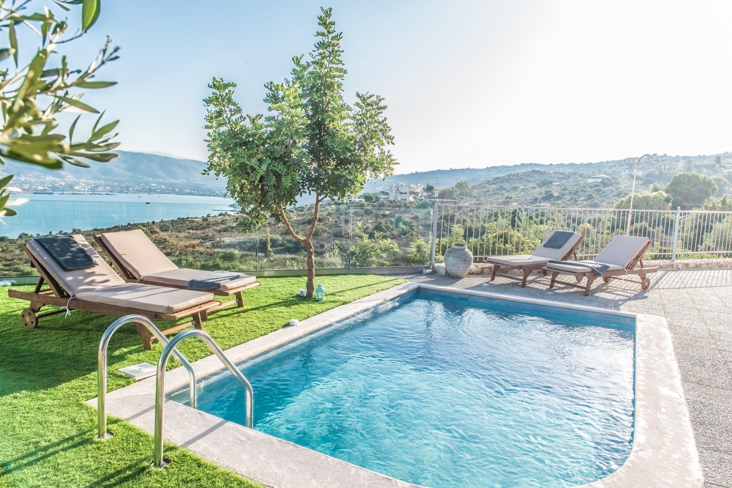 The pool terrace is equipped with sun beds and umbrellas, so you can relax all day long enjoying the Cretan sun