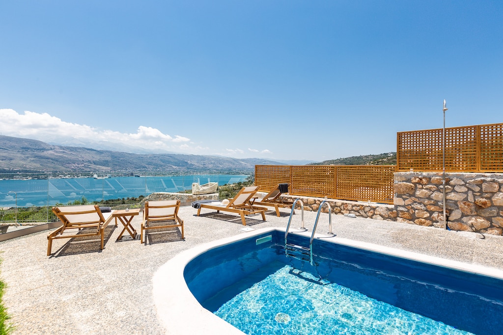 Private swimming pool and amazing views of Villa Istros II