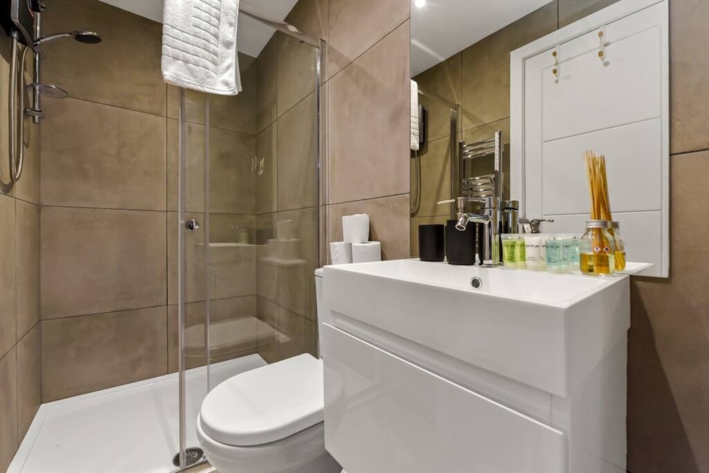 Property Image 2 - Charming One Bedroom Flat in Barnet, London