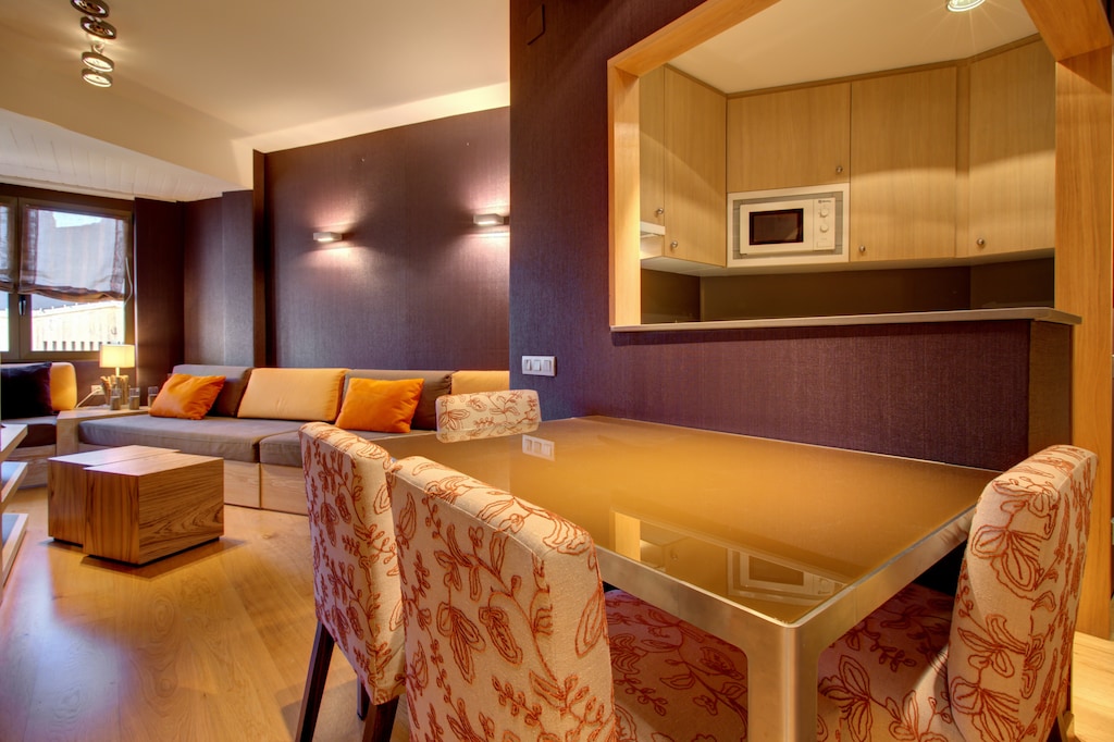 Camarote by Totiaran is Super chic 1 bedroom apt. 5p Baqueira centro