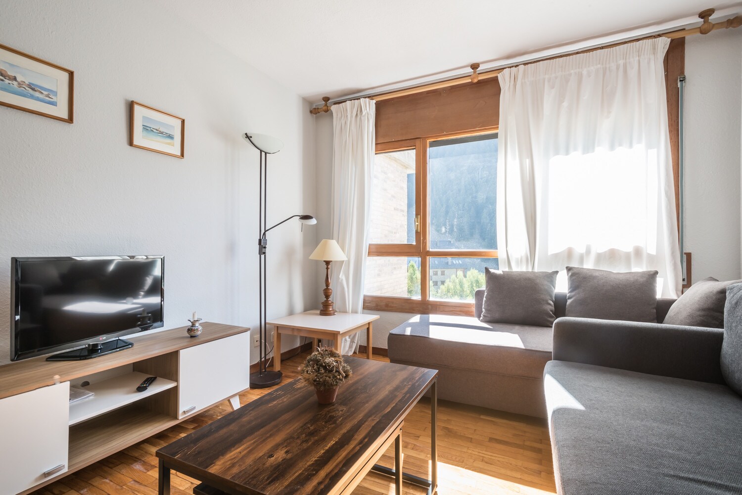 Property Image 2 - Bandolers apartment 1 bedrooms 5 people, in Baqueira, next to the ski chairlift at Baqueira 1500  center