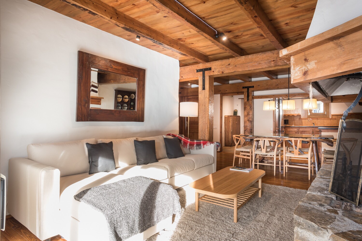 Property Image 2 - Manaud cozy apartment  3 bedrooms 9 people,in Pleta de Jus at Baqueira ,next to the ski chairlift of Baque