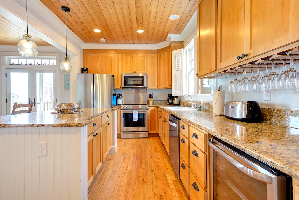 The kitchen is ready for your culinary creations