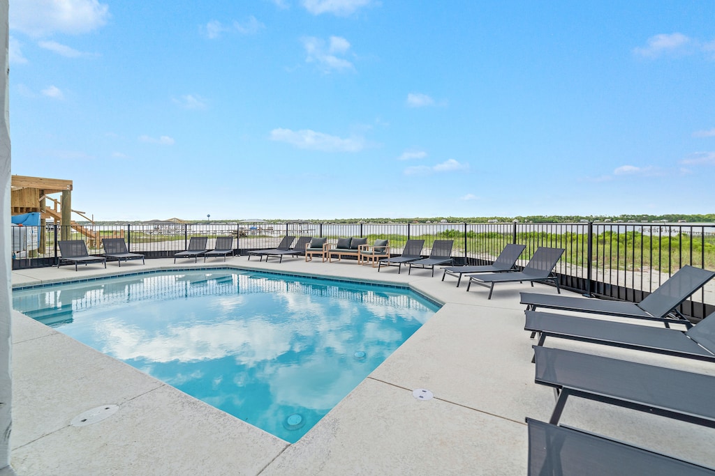 Private Pool