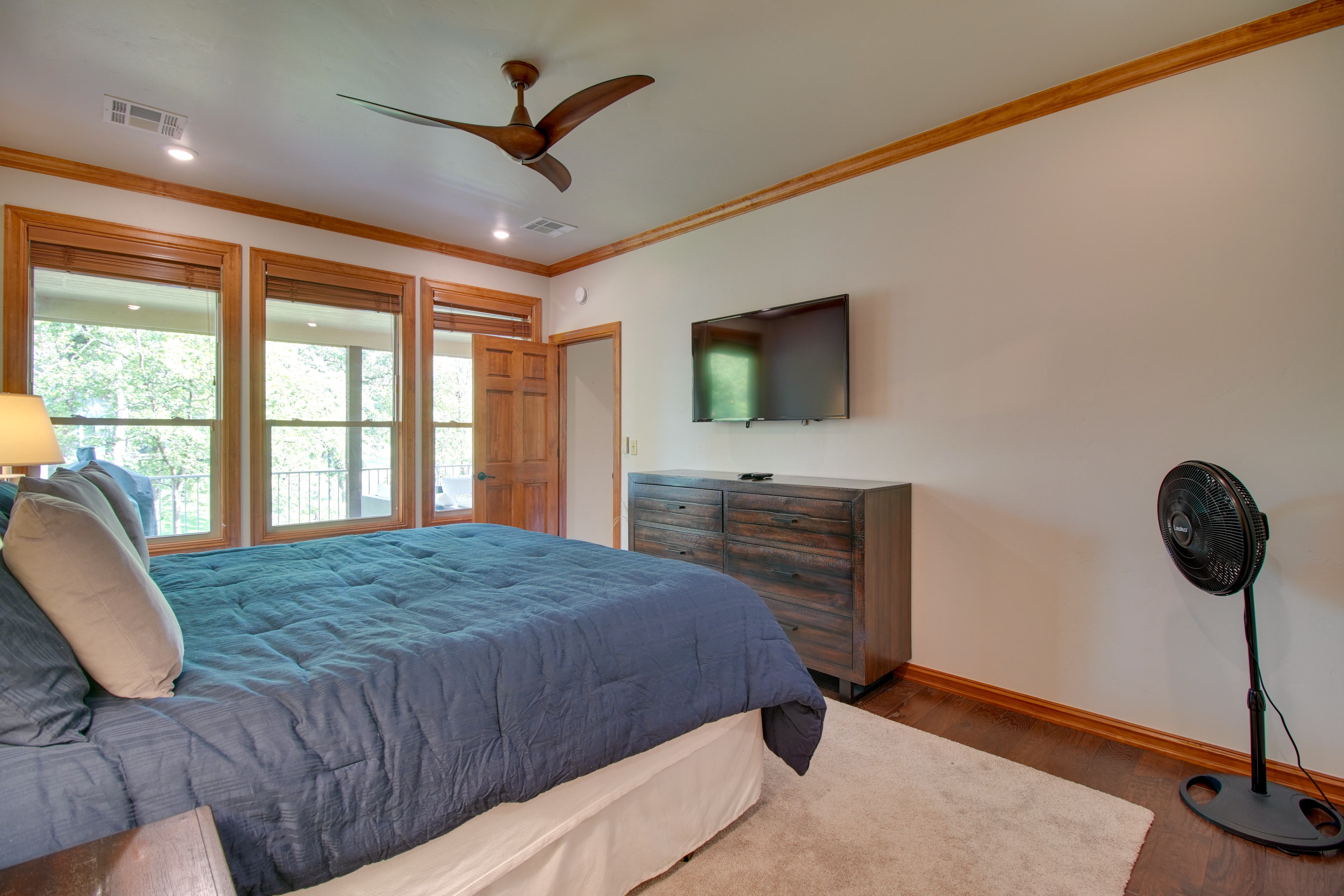 Pool Access, Deck & Boat Slip: Monkey Island Oasis