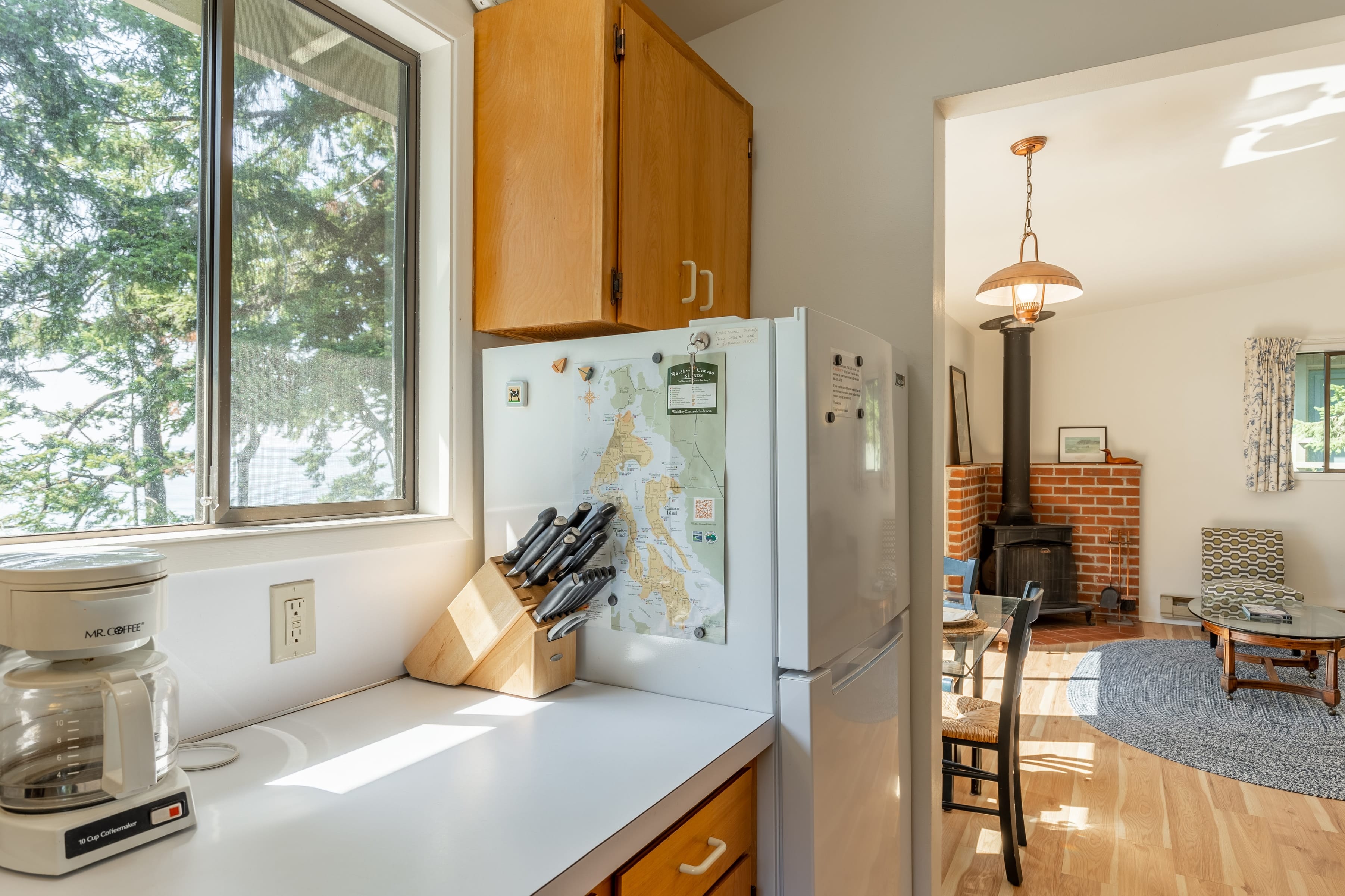 A kitchen that's small in size but big in heart.