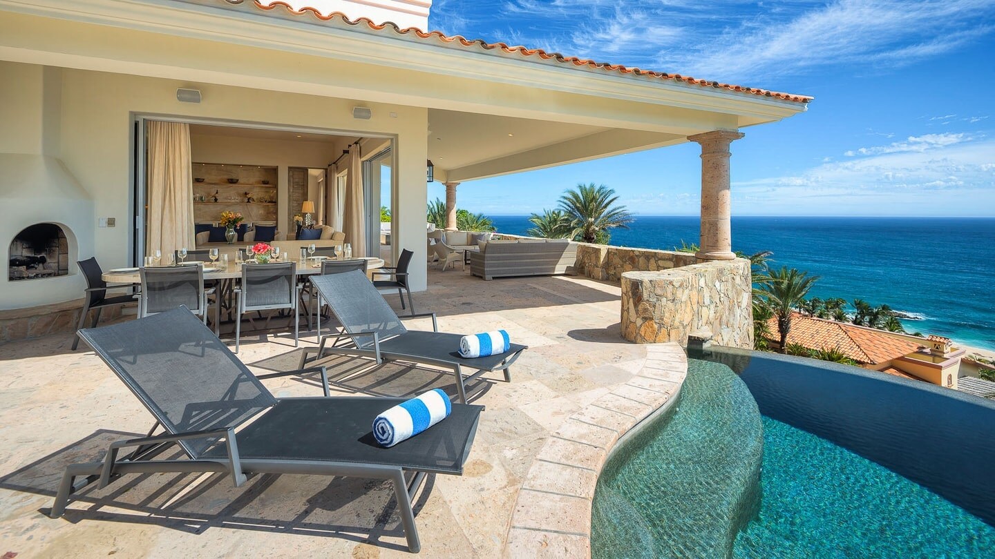 Property Image 2 - Luxurious and Modern Los Cabos Villa