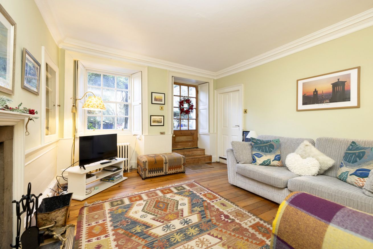 Property Image 1 - Idyllic Apt w/garden on Calton Hill, nearby Princes St 