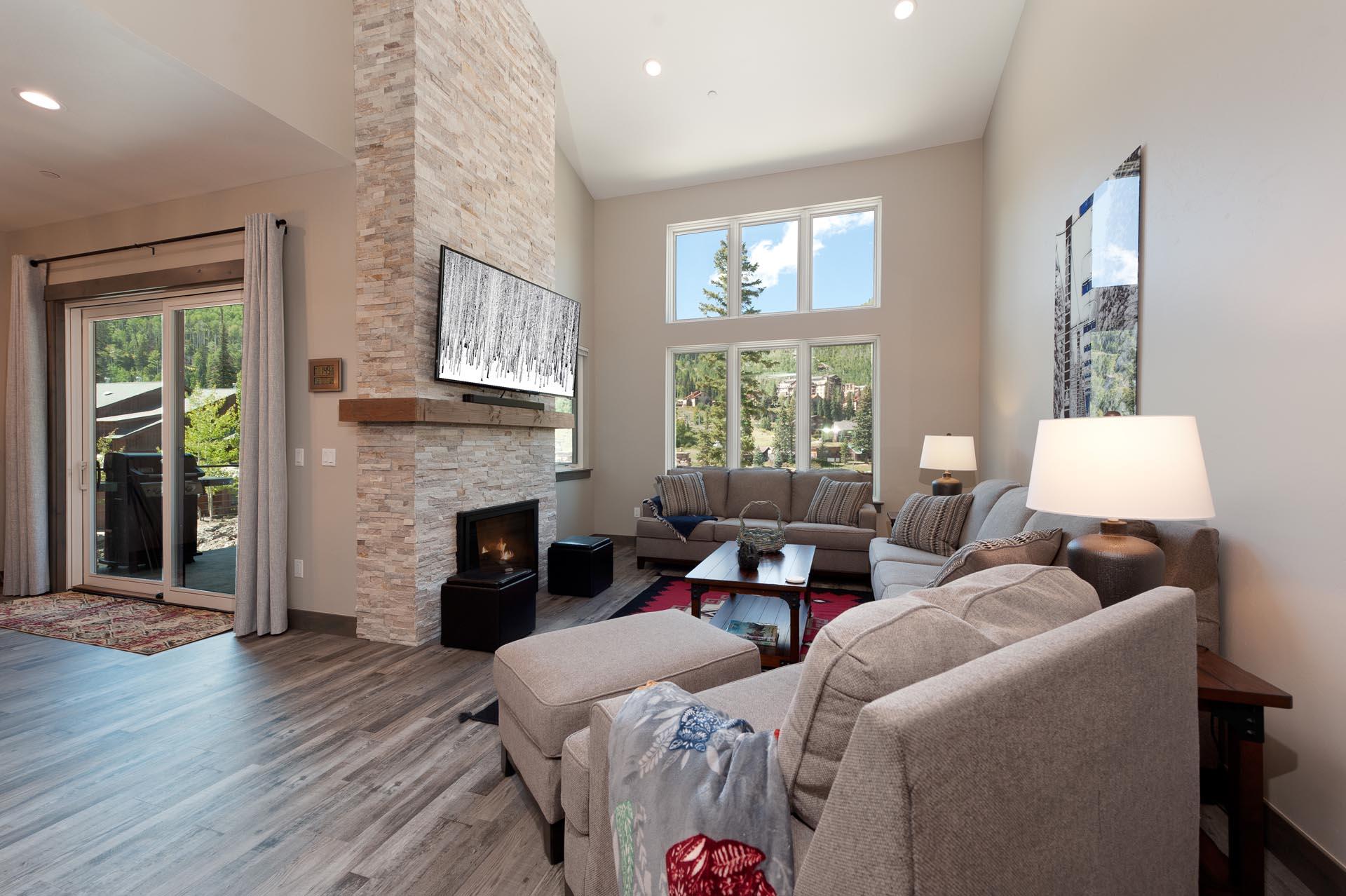 Main Living Space - TV, Gas Fireplace and Deck with Private Hot Tub and BBQ Grill