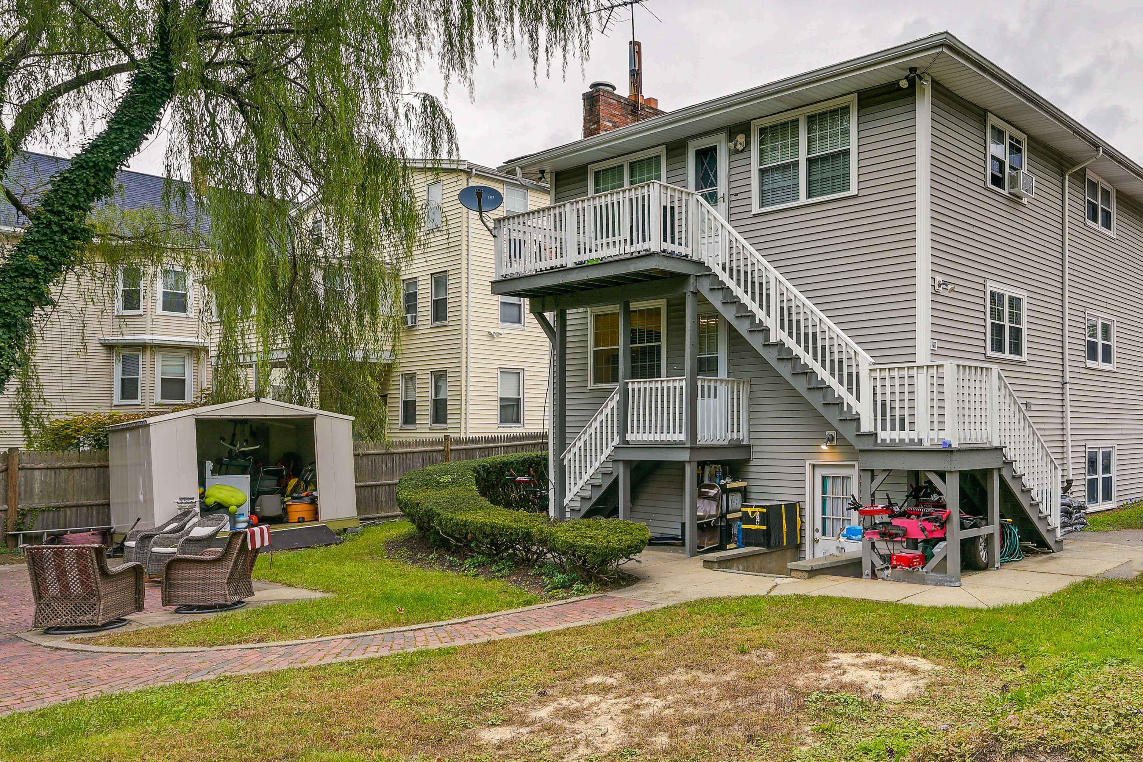 Boston Duplex w/ Foosball Table: 11 Mi to Downtown