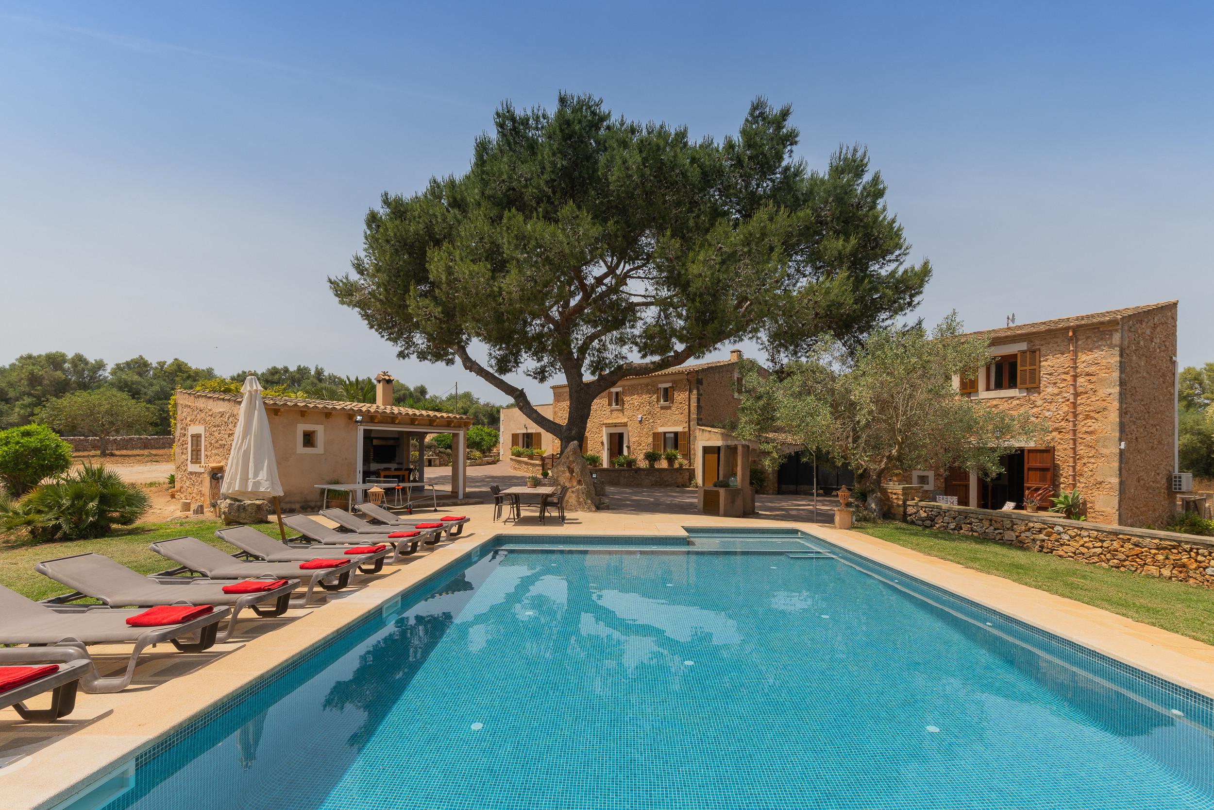 Property Image 1 - SES ANGOIXES - Spectacular house in the countryside with private pool and free WiFi