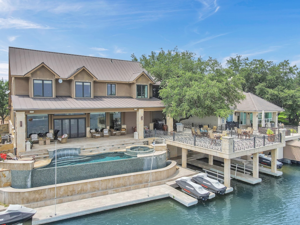Luxury Lake LBJ Waterfront Villa