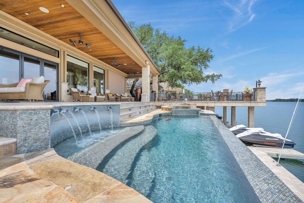 Infinity Swimming Pool