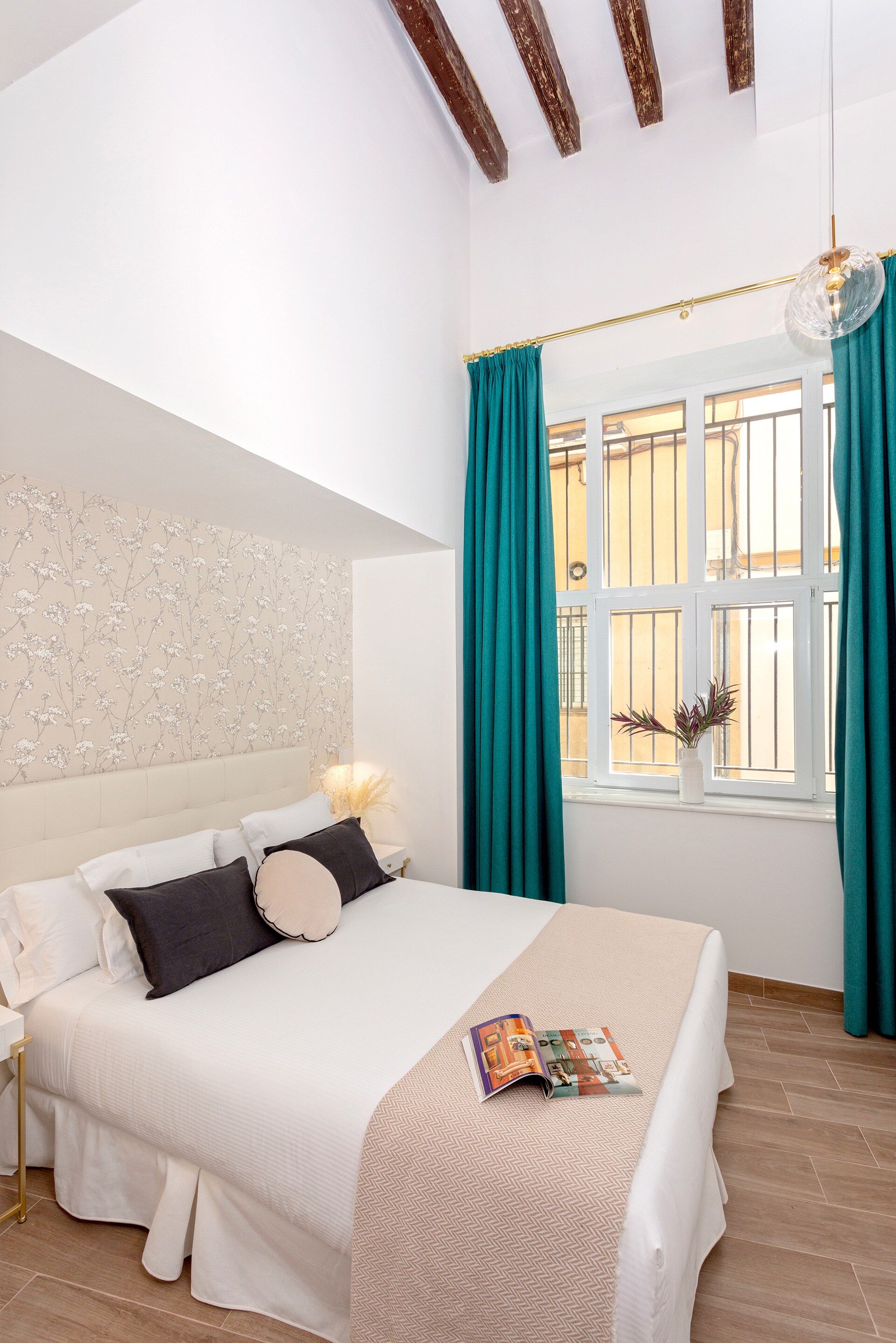 Cozy apartment in center of Seville. Pajaritos IV