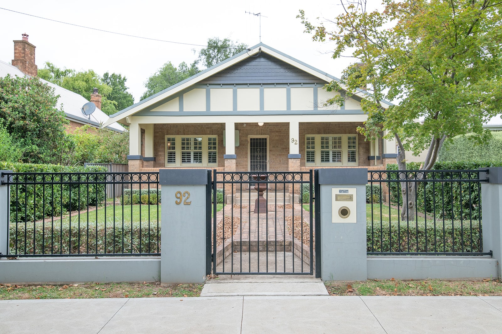 Property Image 1 - The Oaks on March - Stunning & Elegant CBD Home