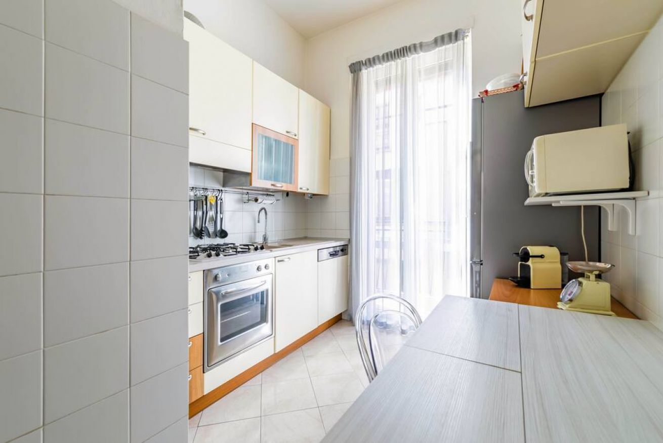 Property Image 2 - Enjoy the charm of Milan by staying in a welcoming three-room apartment in Porta Venezia
