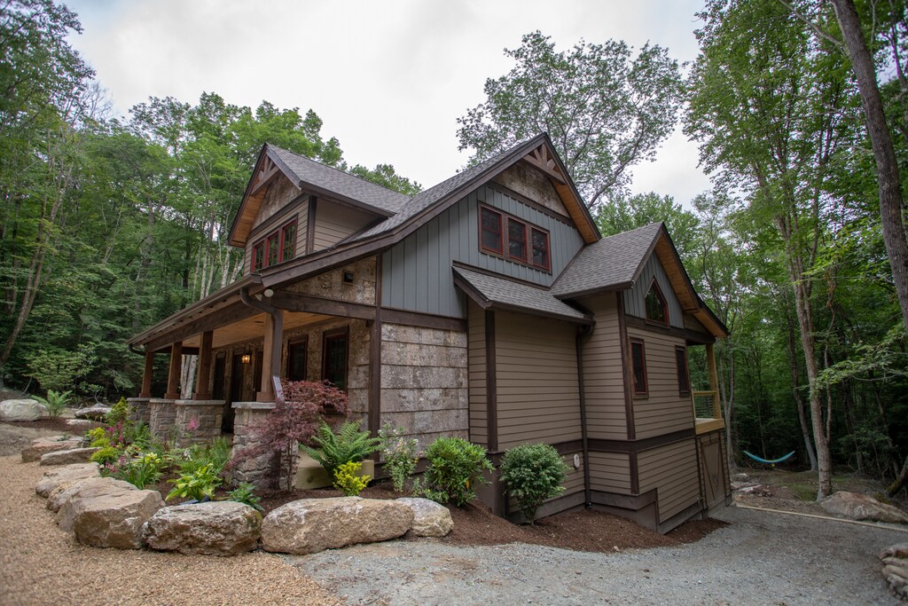 Welcome to Red Bird Retreat!