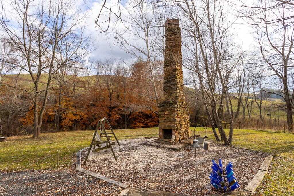 Wood Burning Twisted Chimney Fire Pit