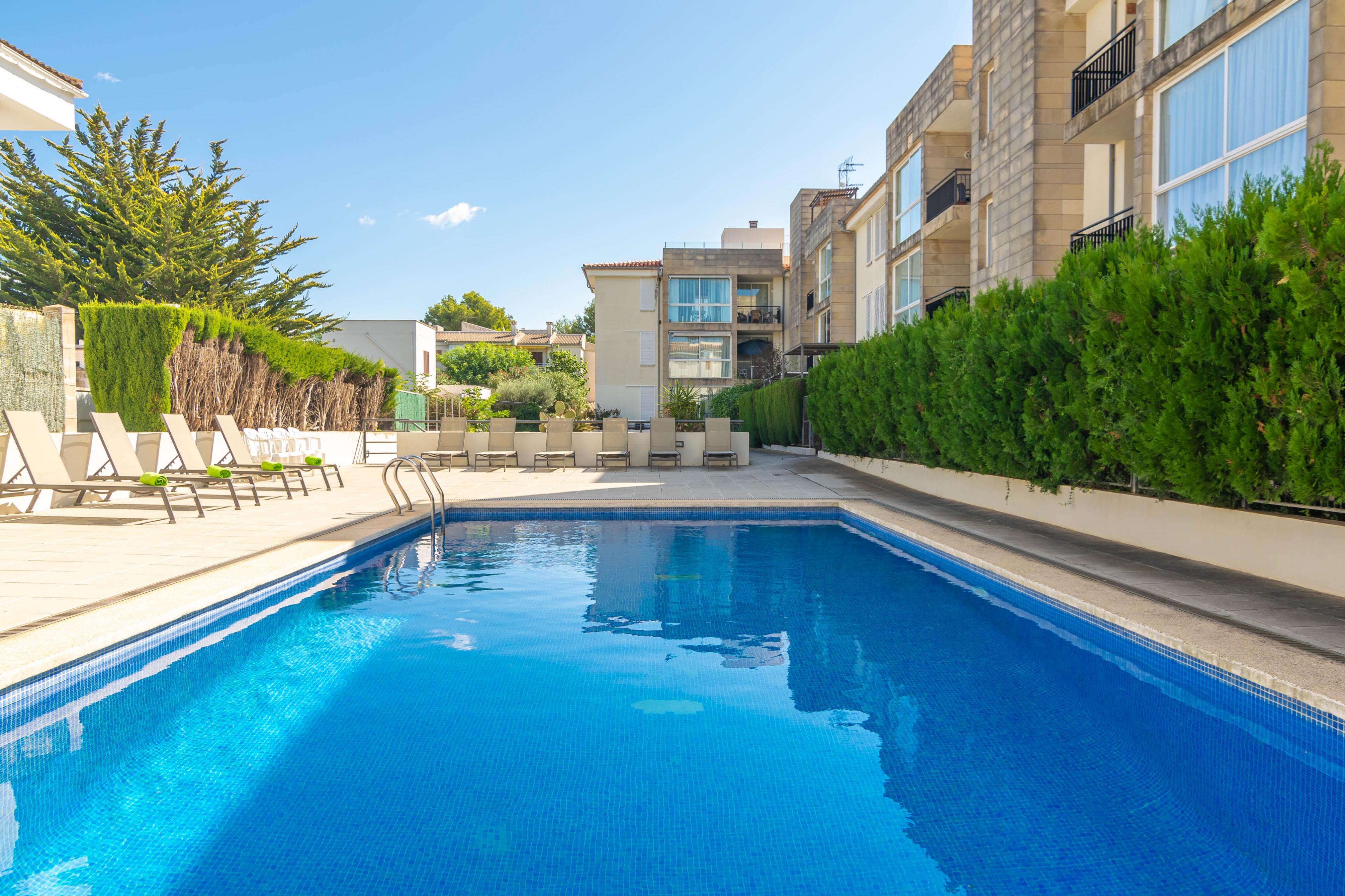 Property Image 1 - MIRELLA - Fantastic apartment with shared pool near the beach. Free WIFI.