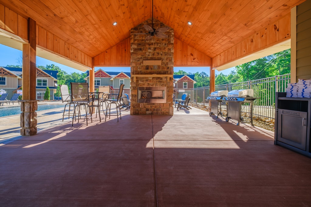 Covered BBQ area 1 of 1