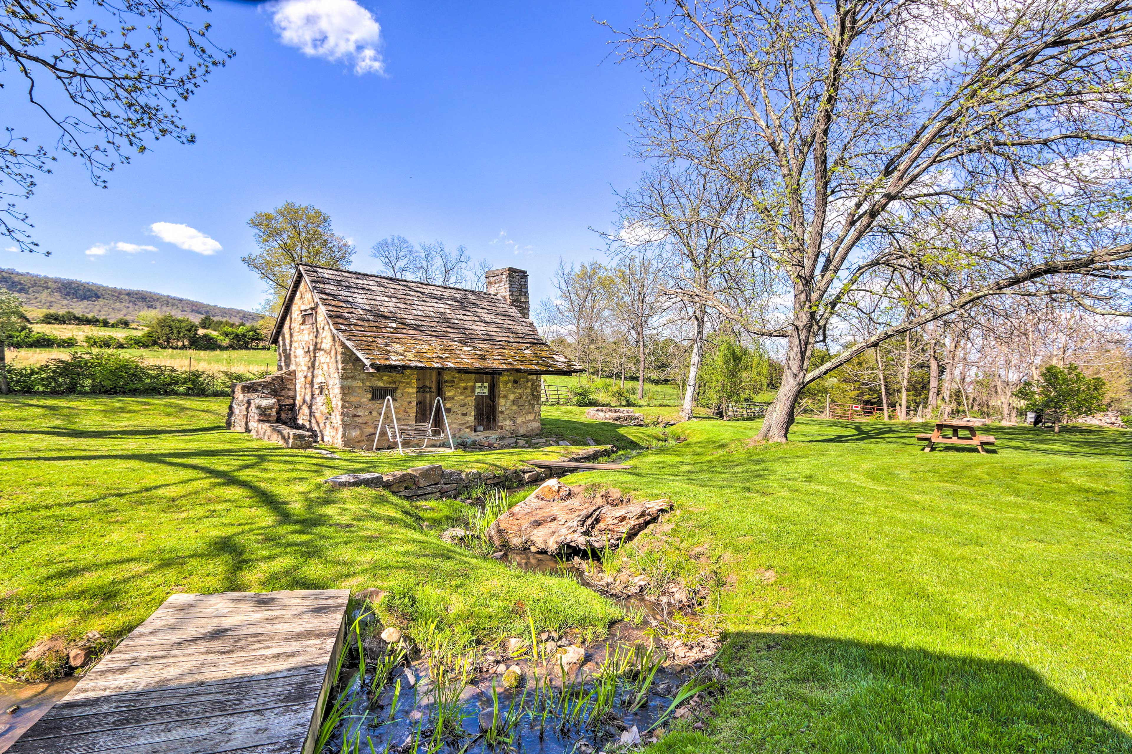 Property Image 2 - Historic ’Hammond House’ w/ Wine Country View!