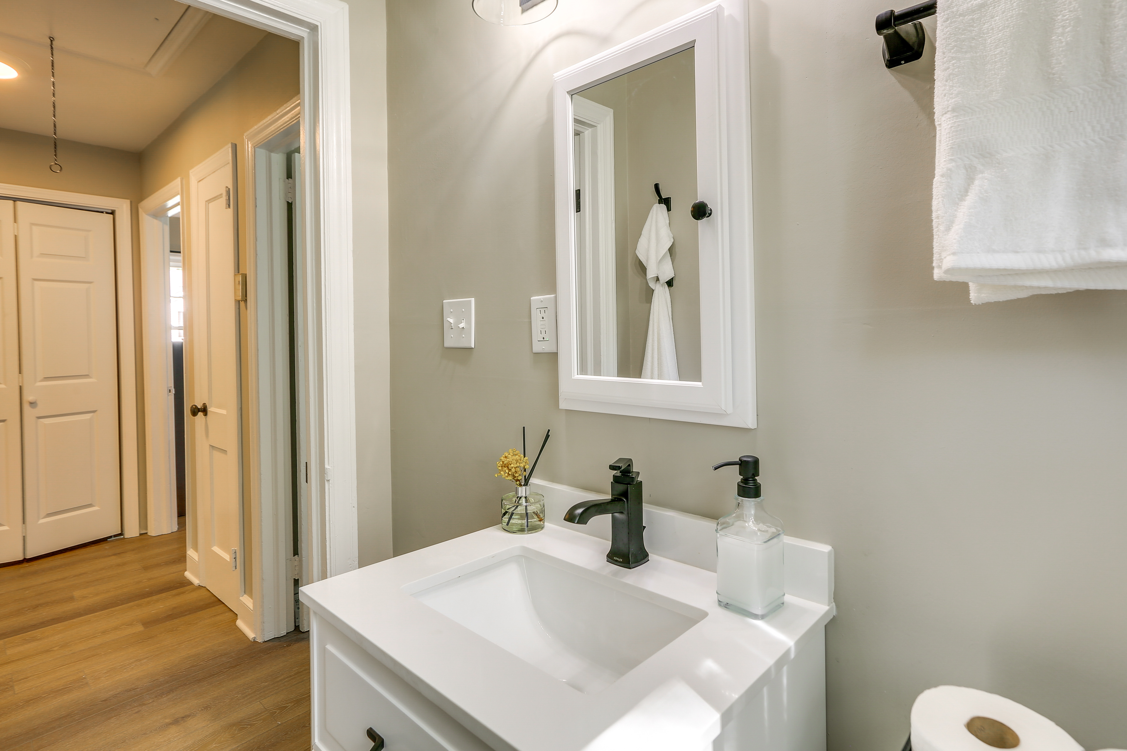 Charming Greensboro Home - 2 Mi to Downtown!