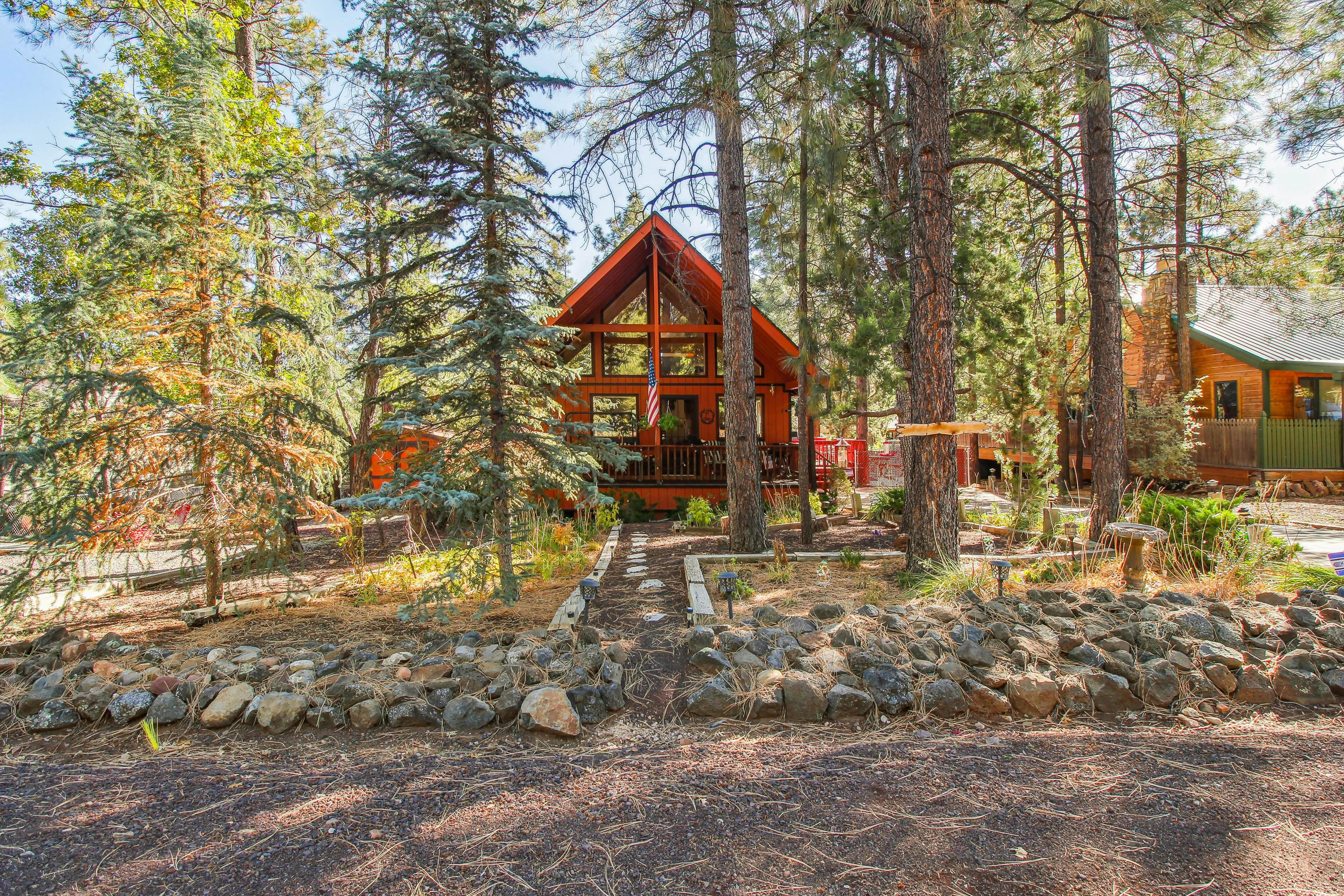 Property Image 1 - Peaceful Pinetop-Lakeside Cabin w/ 4 Decks!