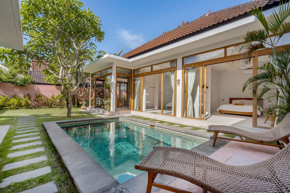 Bubu 3BR Golden Haven Hideaway Villa in Canggu - Home Rental in ...