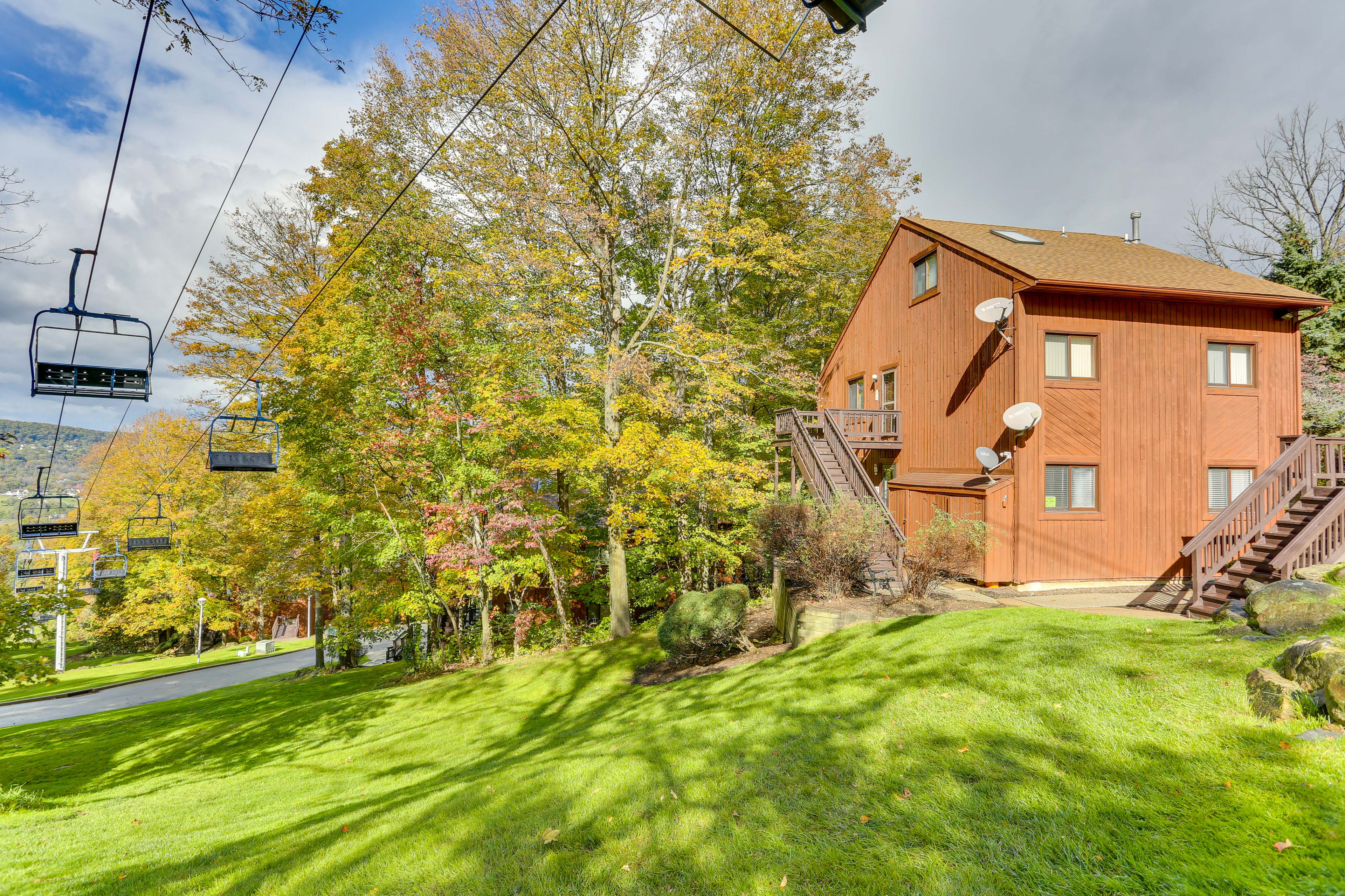 Property Image 1 - Modern Vernon Township Condo Near Ski & Water Park