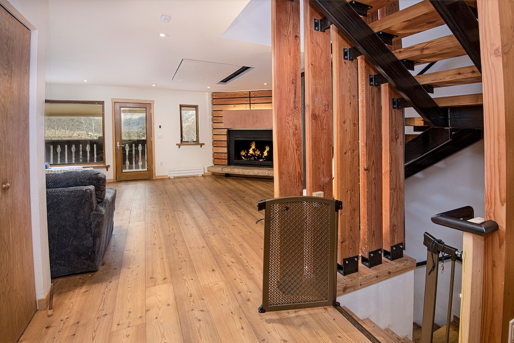 Eiger-Chalet-9-MLS_11