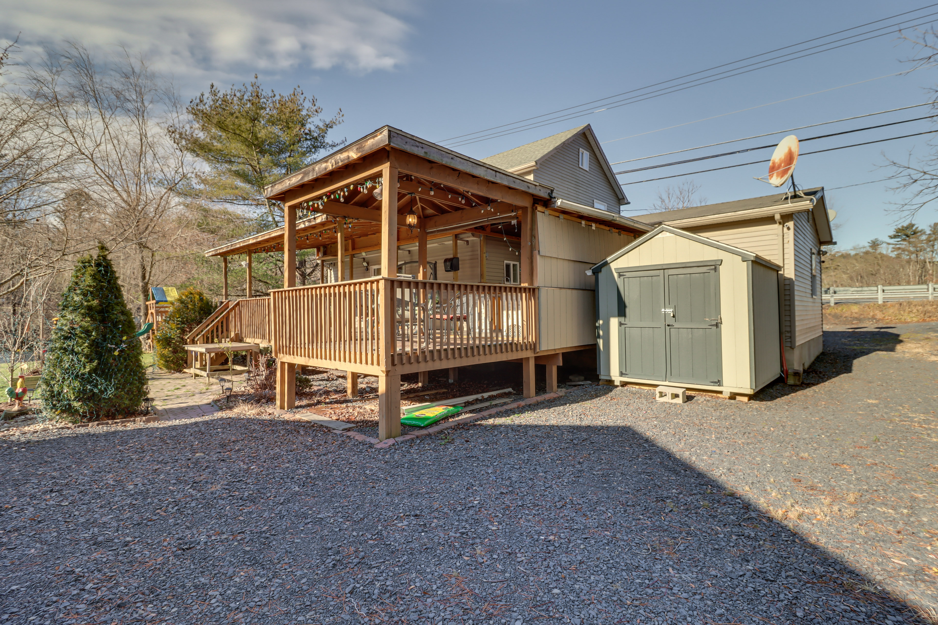 Property Image 2 - Riverfront Kresgeville Getaway Near Blue Mountain!