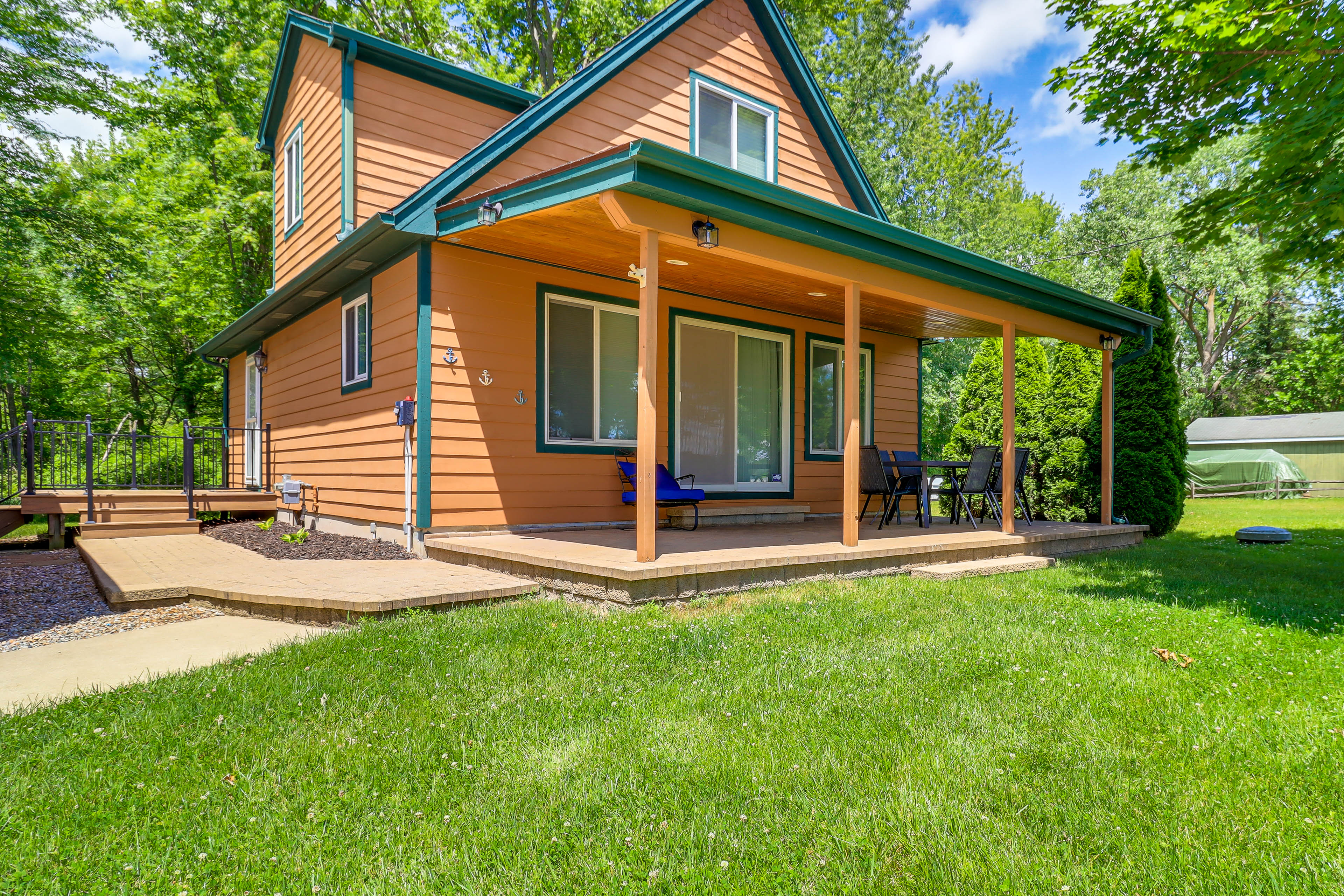 Property Image 1 - Brooklyn Cottage w/ Dock - Steps To Wamplers Lake!