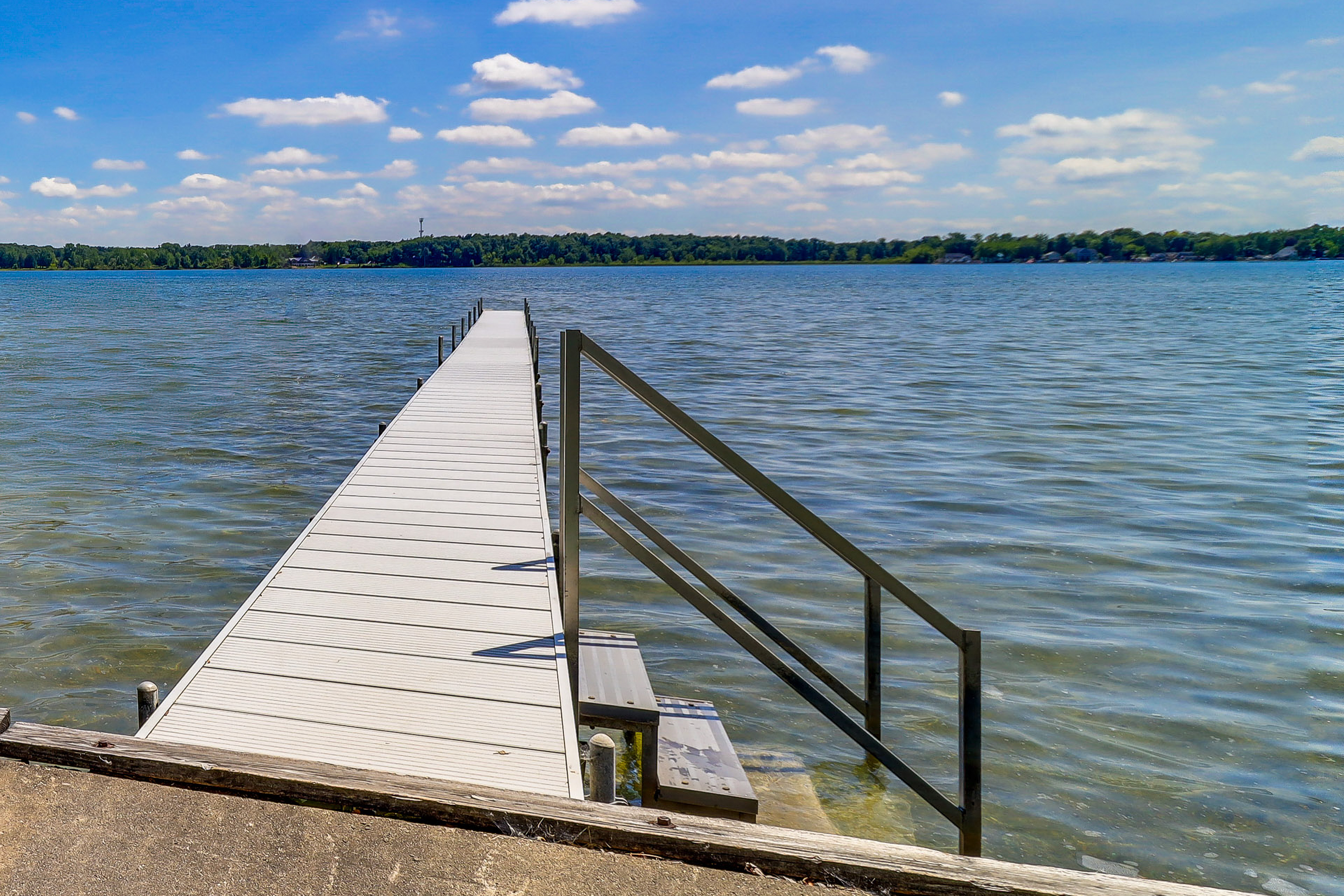 Property Image 2 - Brooklyn Cottage w/ Dock - Steps To Wamplers Lake!