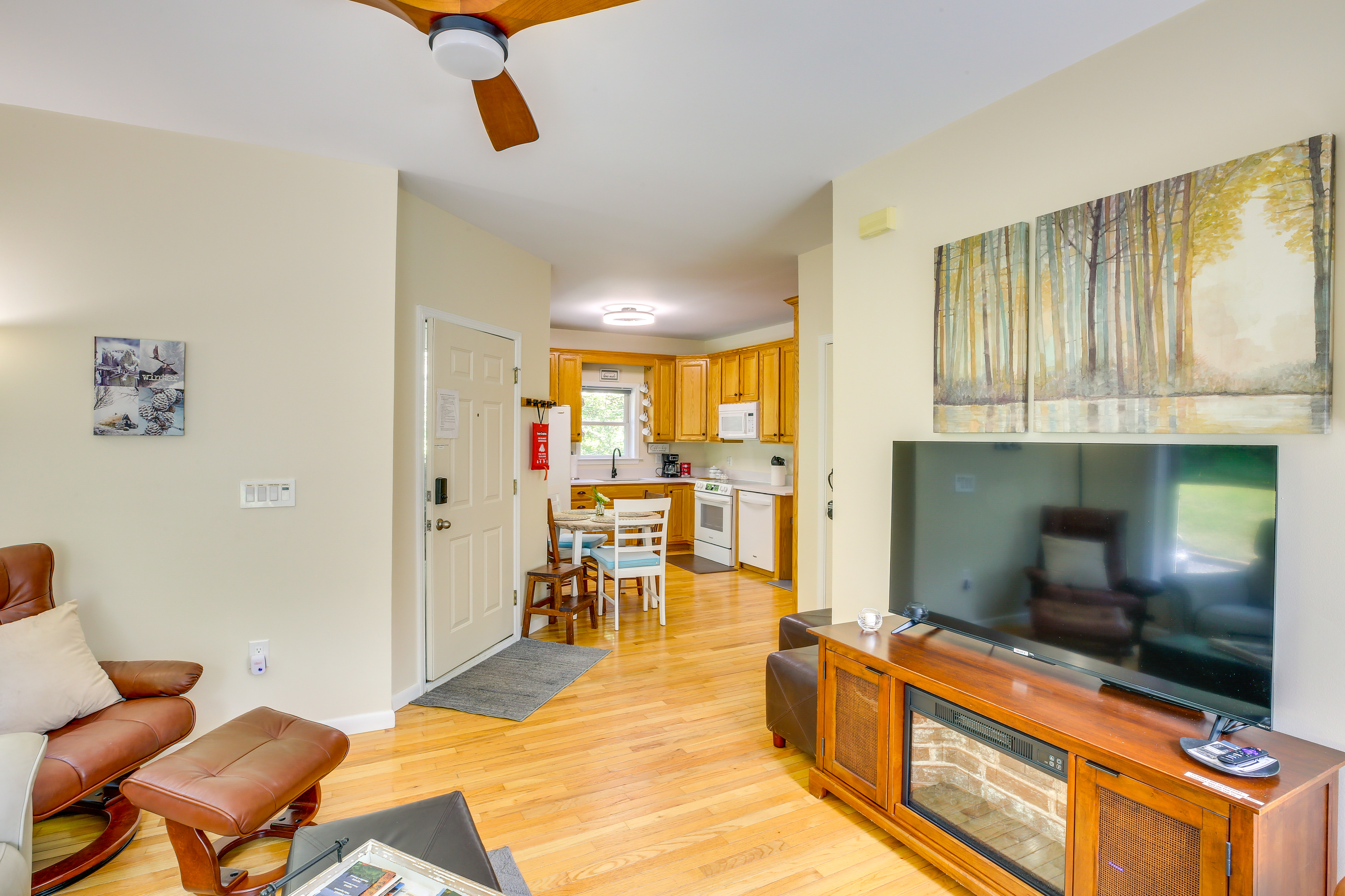 Near Hiking: Blue Ridge Mtn Home on Private Acre