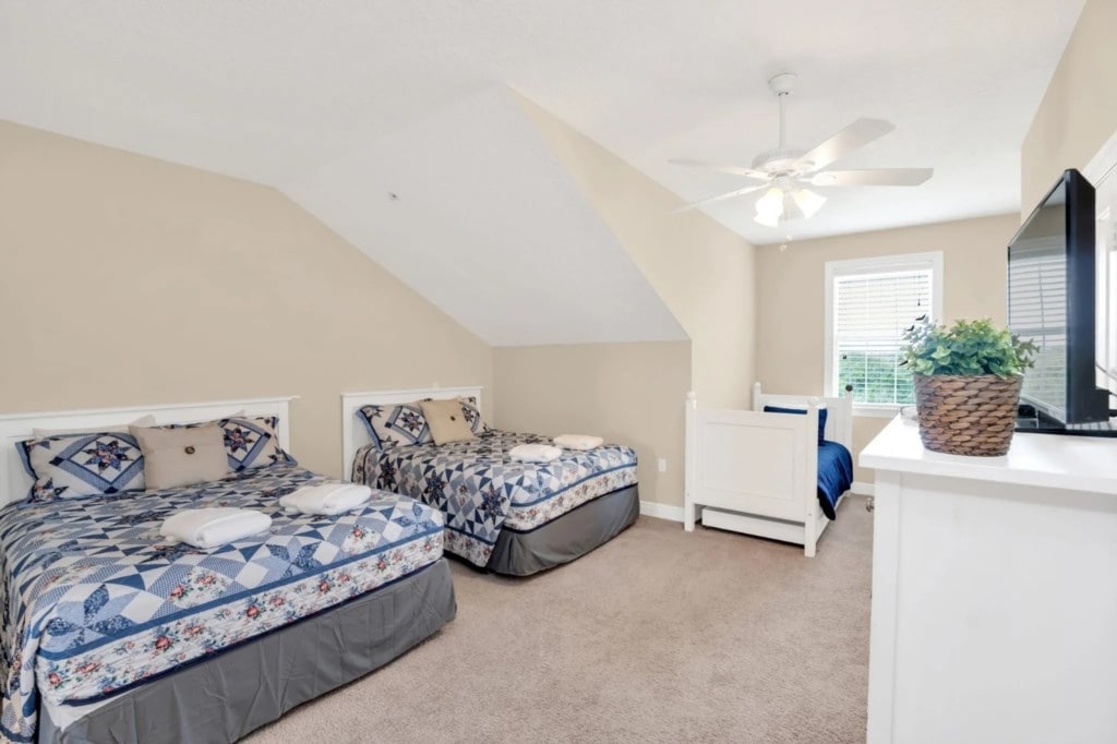 3 Bedrooms/ 2.5 Bathrooms/ Reunion (7635 HC)