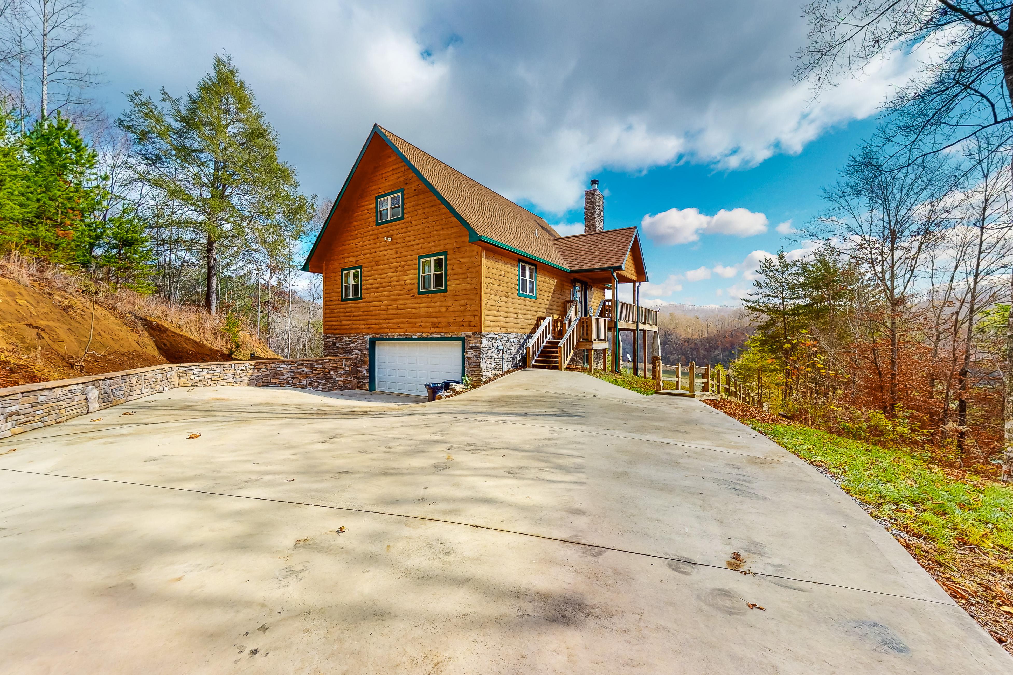 Property Image 2 - Lake Therapy Hideaway 