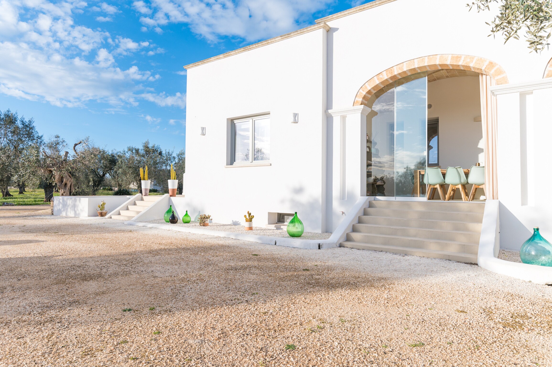 Property Image 2 - Stunning villa surrounded by olive trees - Beahost