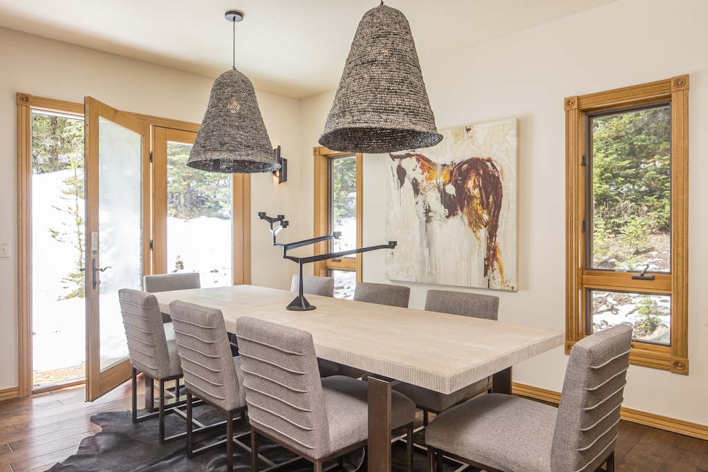Large dining table with plenty of room to enjoy your favorite meals!
